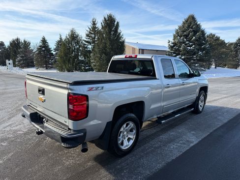 Used 2015 Chevrolet Silverado 1500 LT Z71 image 3