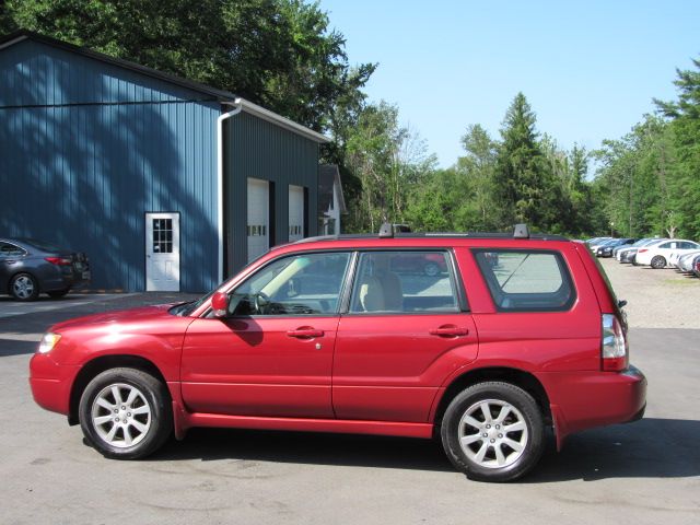 Used 2006 Subaru Forester 2.5X Premium AWD/4WD image 4