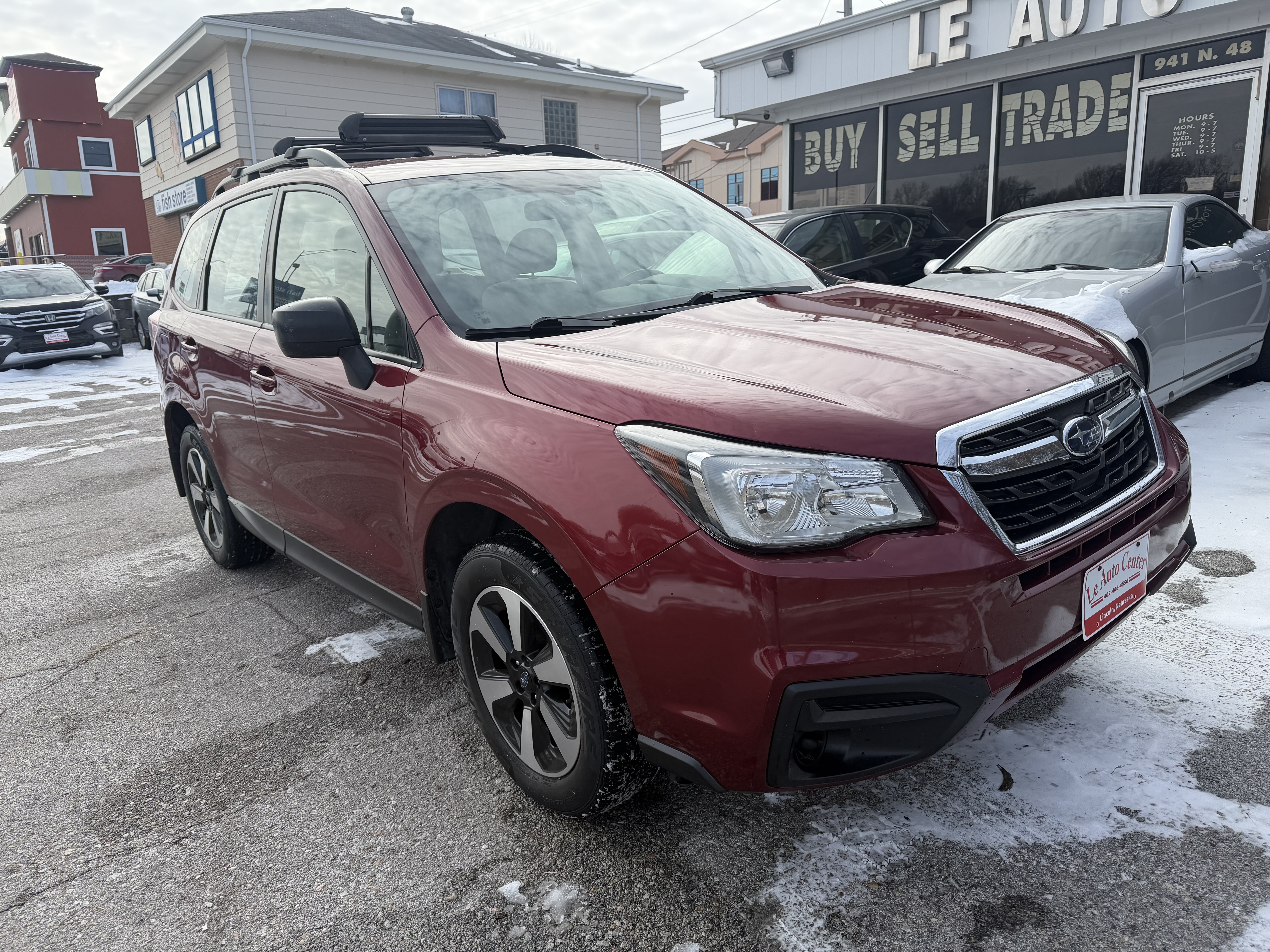 Used 2017 Subaru Forester 2.5i AWD/4WD image 5