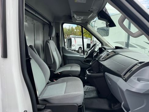 Used 2019 Ford Transit 350 138 DRW RWD image 20