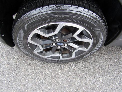 Used 2016 Subaru Crosstrek 2.0i Premium image 11