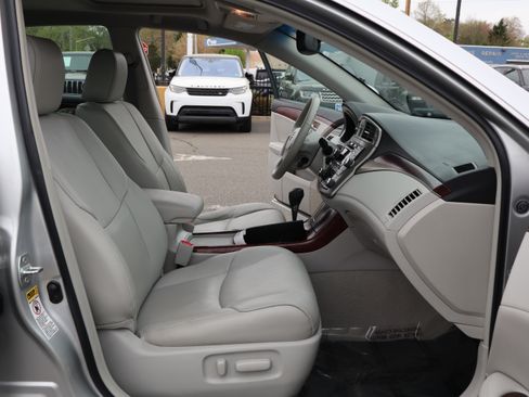 Used 2011 Toyota Avalon Limited image 14