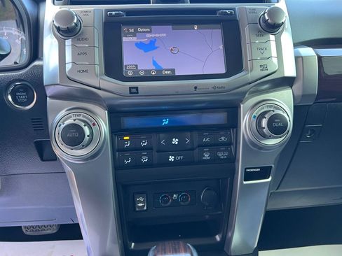 Used 2015 Toyota 4Runner Limited image 21