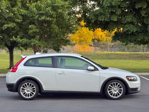 Used 2008 Volvo C30 T5 Version 1.0 FWD image 2