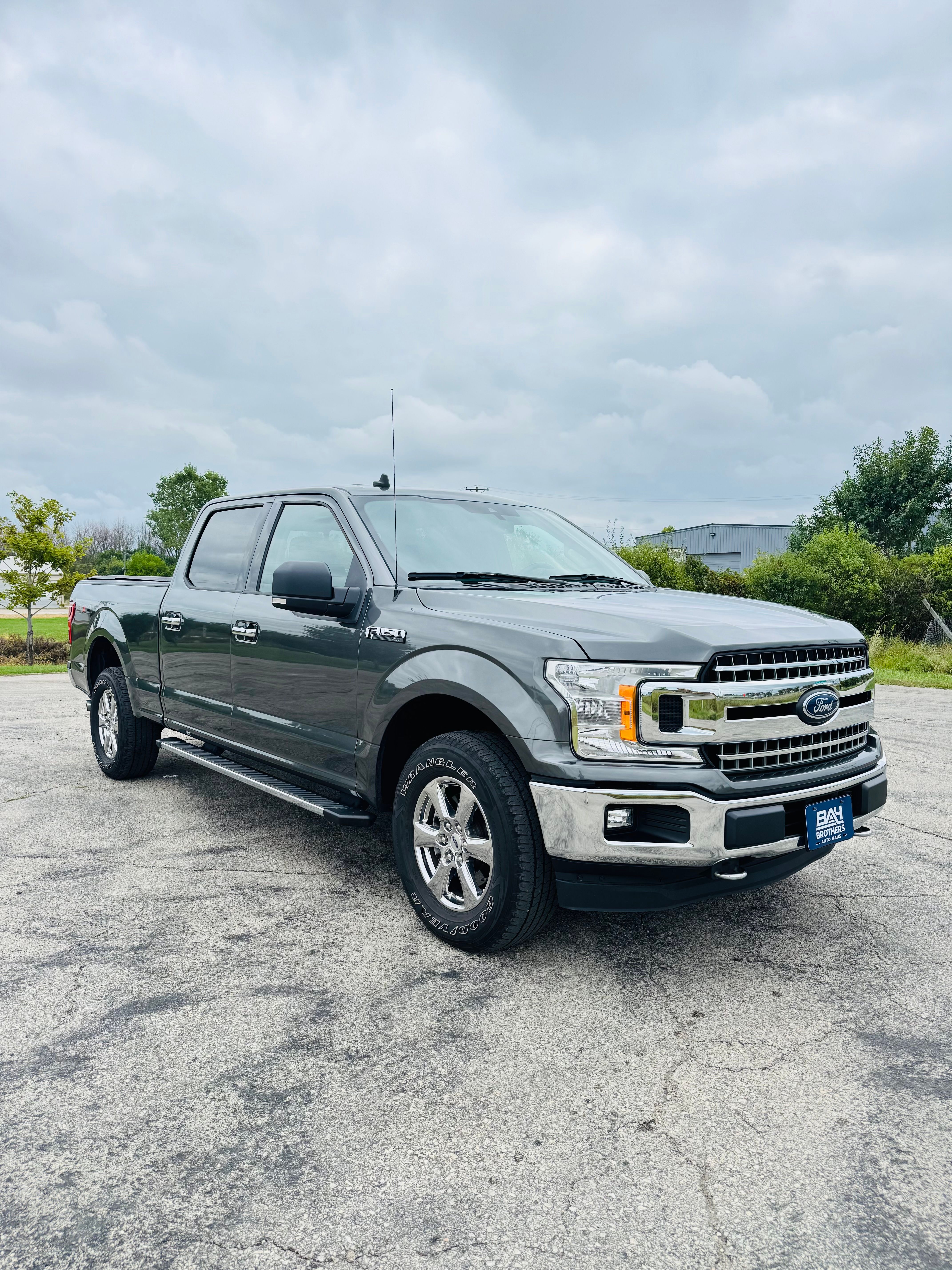 Used 2019 Ford F150 4x4 SuperCrew image 3