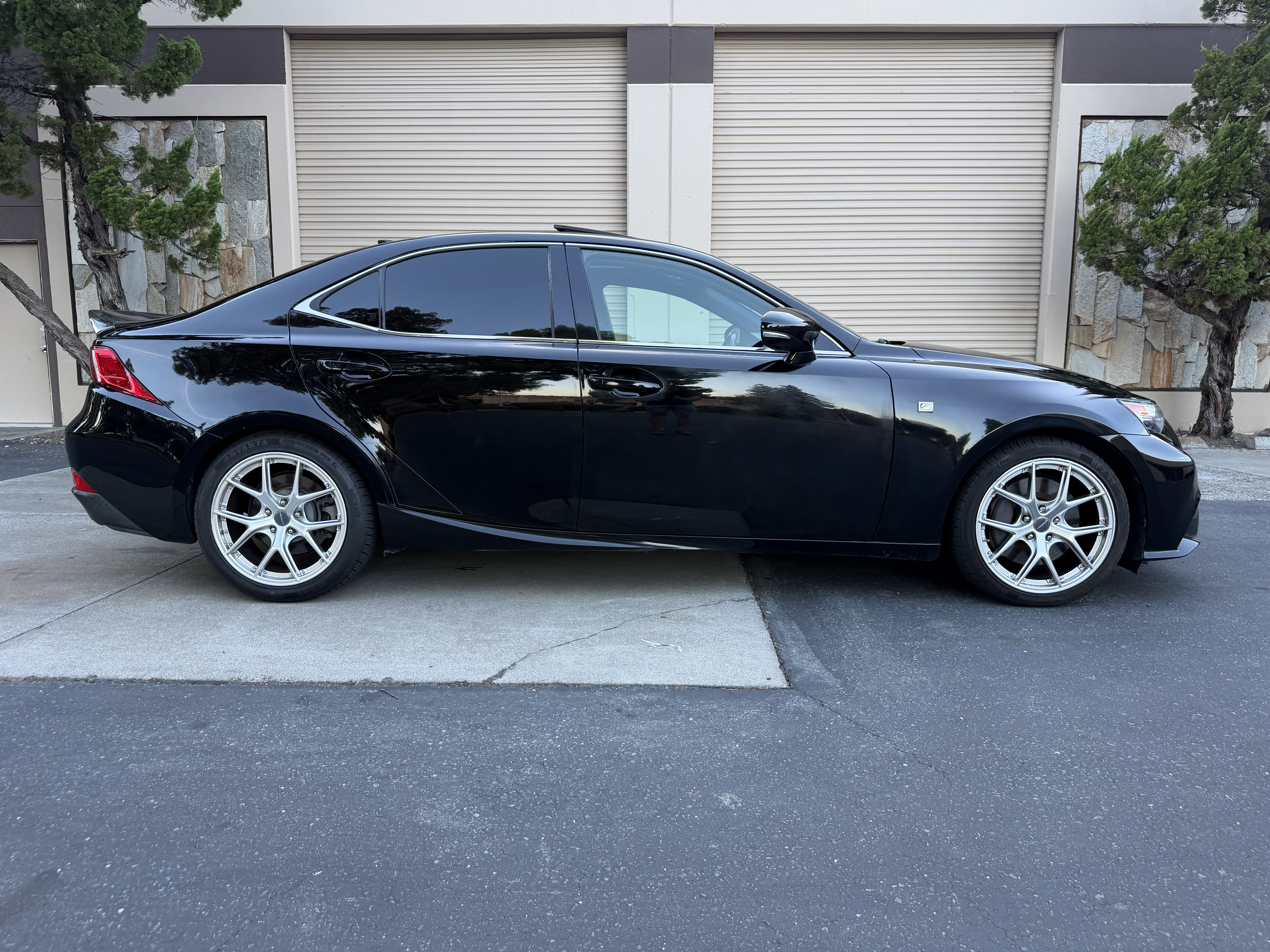 Used 2014 Lexus IS 350 F Sport RWD image 4