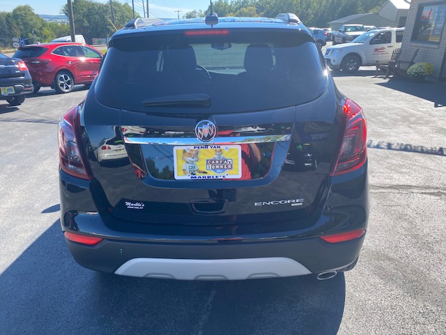 Used 2022 Buick Encore AWD Preferred image 9