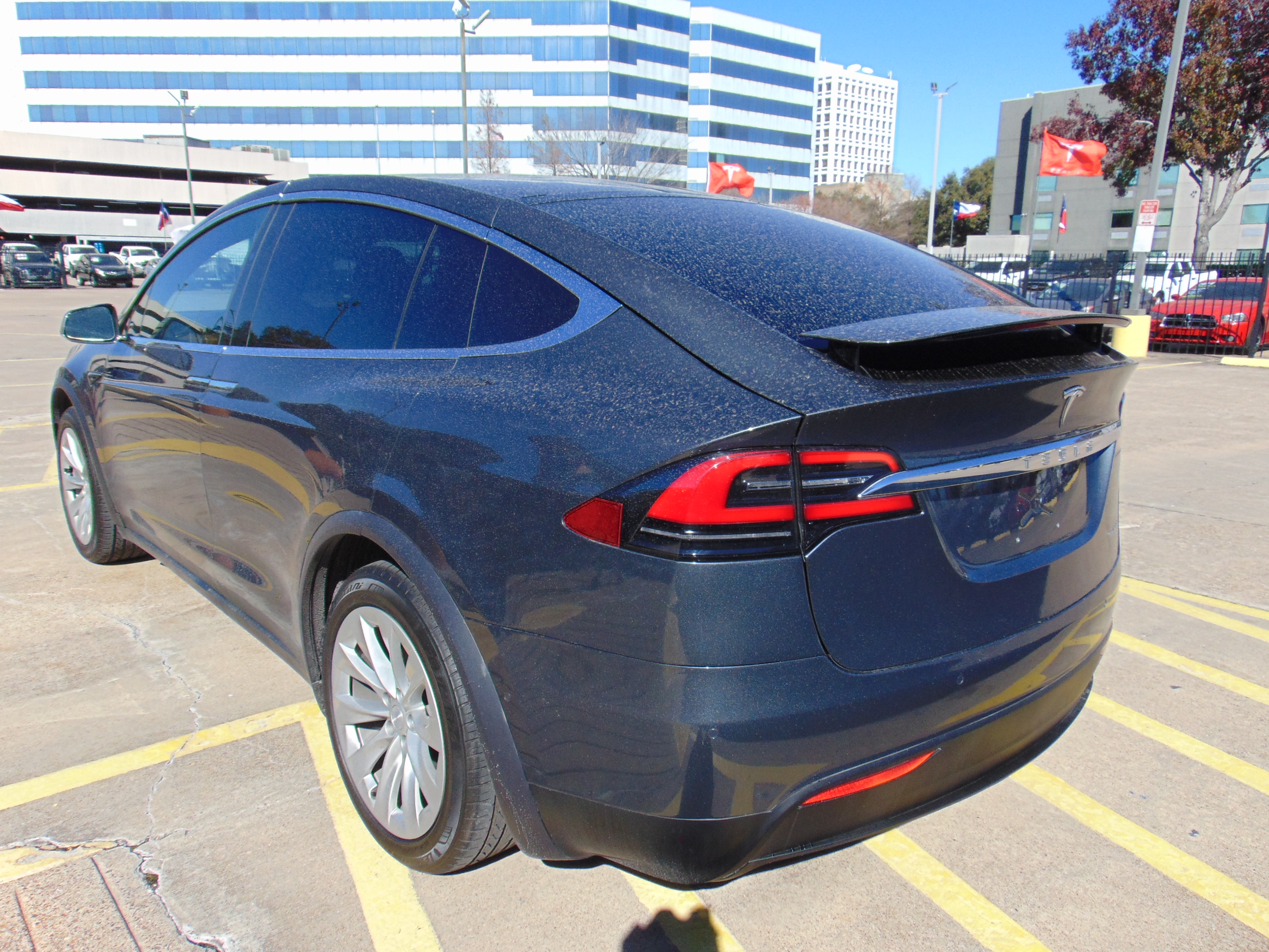 Used 2019 Tesla Model X Long Range AWD/4WD image 4