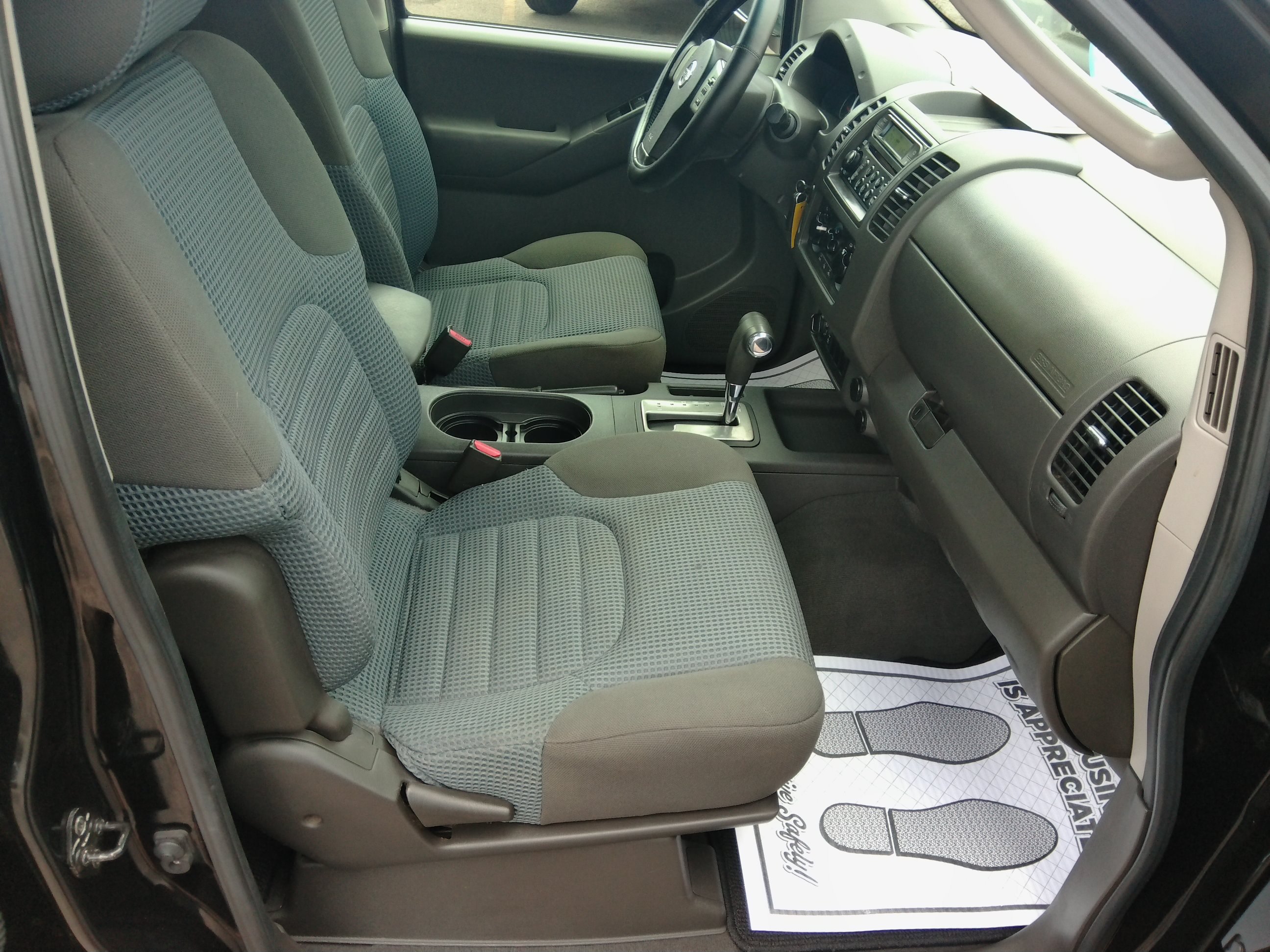 Used 2007 Nissan Frontier 4x4 Crew Cab NISMO image 35