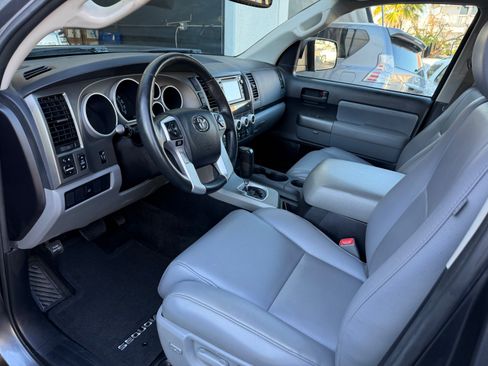 Used 2017 Toyota Sequoia SR5 image 16