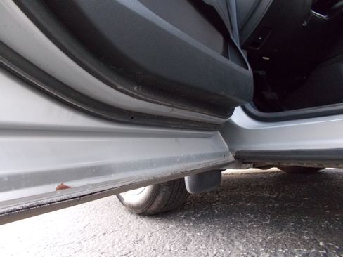 Used 2015 Chevrolet Equinox LS image 15