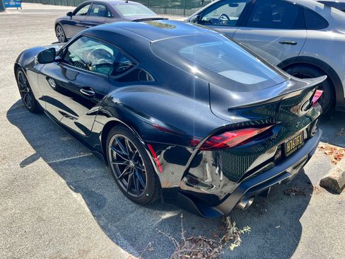 Used 2024 Toyota Supra Premium RWD image 6