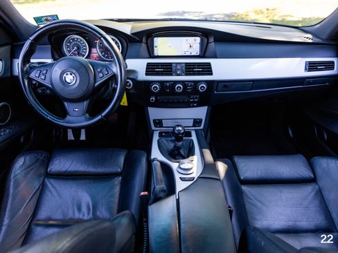 Used 2008 BMW M5 image 47