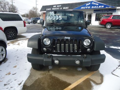 Used 2016 Jeep Wrangler Sport image 6