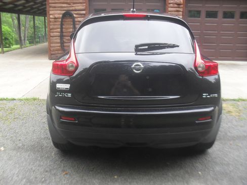 Used 2011 Nissan Juke SL image 6