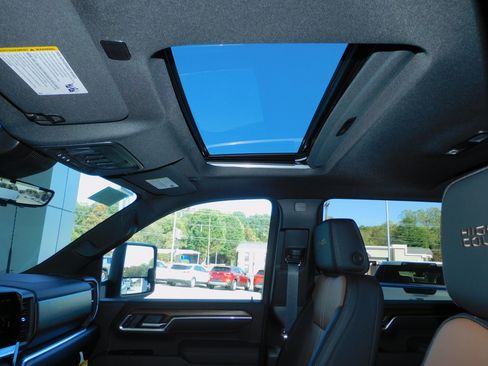 New 2026 Chevrolet Silverado 2500 High Country image 4
