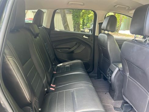 Used 2015 Ford Escape FWD Titanium image 23