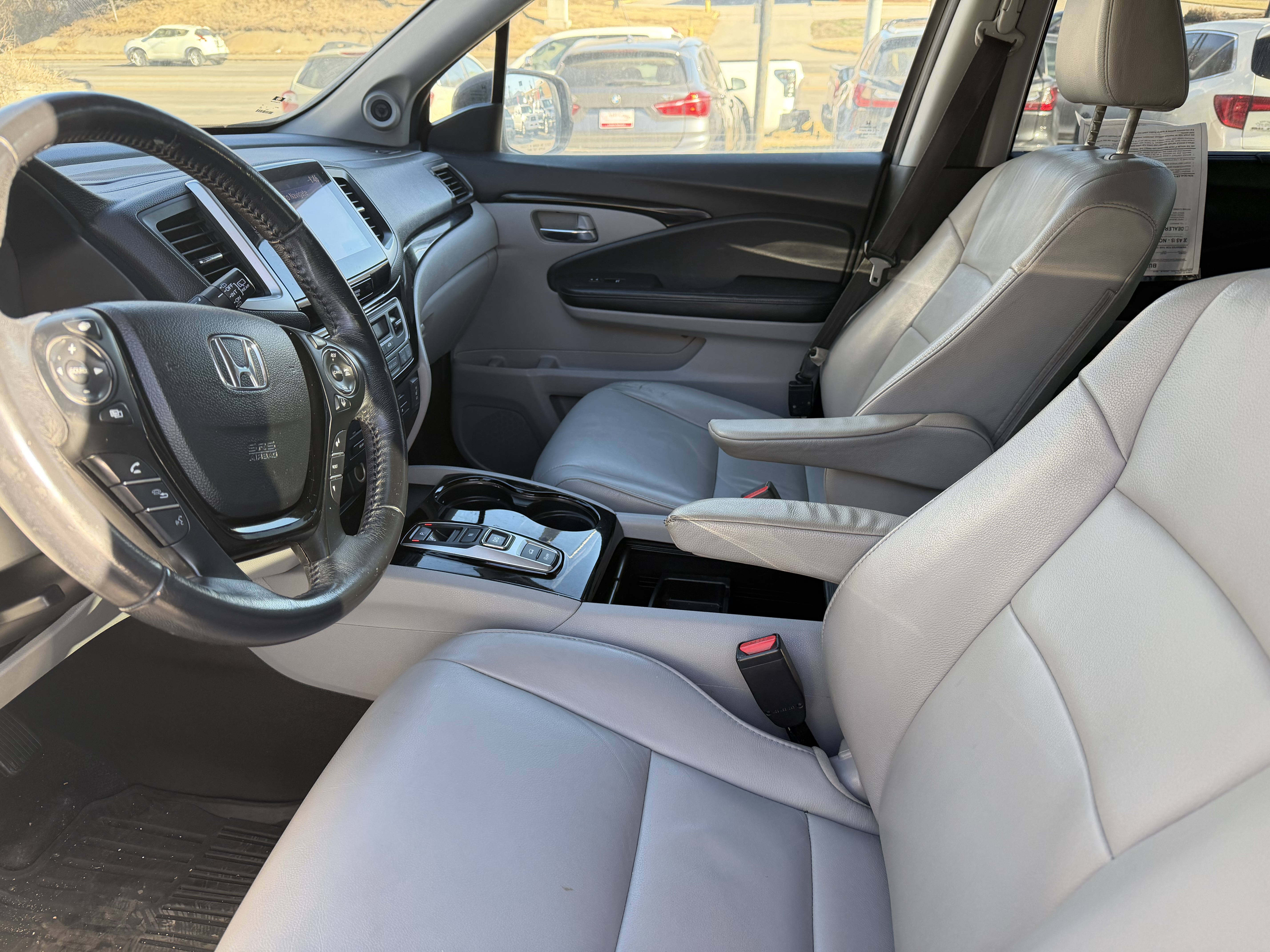 Used 2017 Honda Pilot Touring image 15
