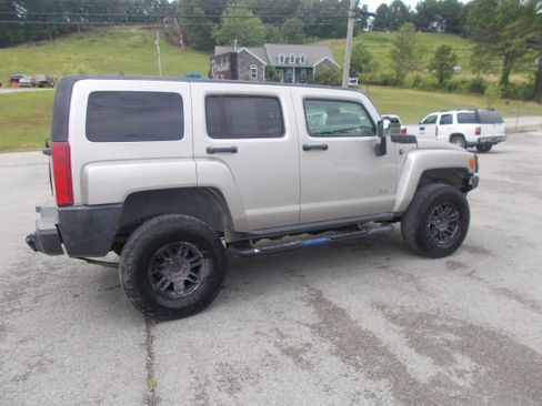 Used 2006 HUMMER H3 UNAVAIL AWD/4WD image 4