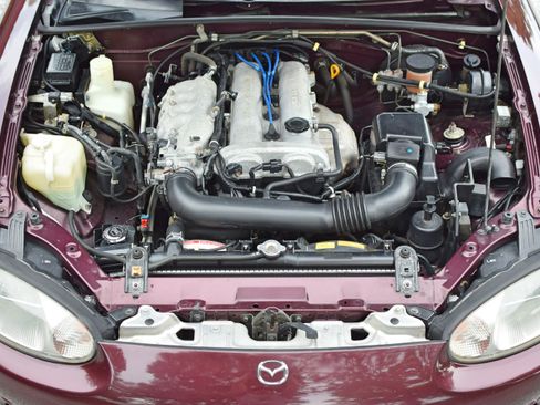 Used 2000 MAZDA MX-5 Miata Special Edition image 40