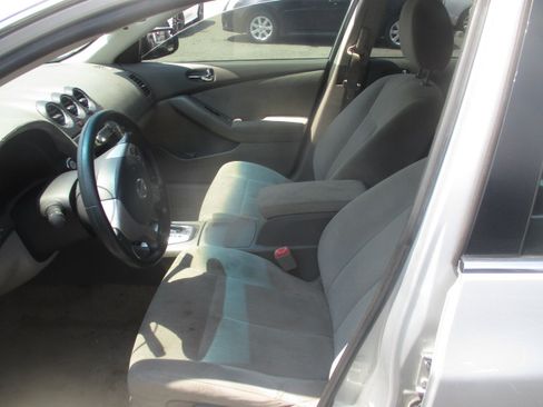 Used 2012 Nissan Altima Sedan FWD image 7