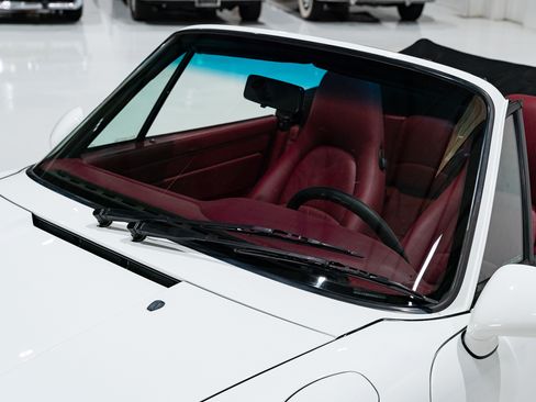 Used 1995 Porsche 911 Carrera image 35