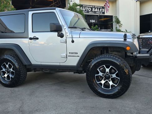 Used 2012 Jeep Wrangler Sport image 4