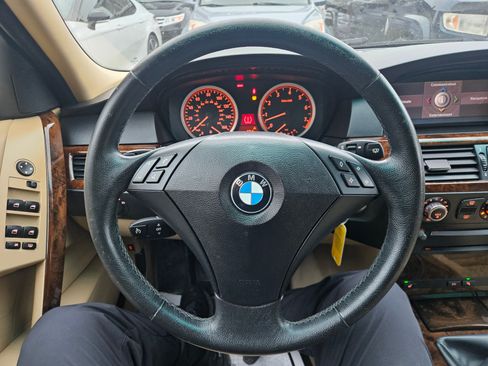 Used 2007 BMW 530xi image 27