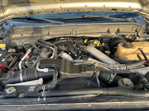 Used 2012 Ford F250 Lariat image 9