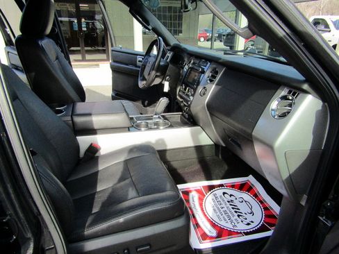 Used 2014 Ford Expedition EL Limited image 27