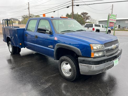 Used 2004 Chevrolet Silverado 3500 W/T image 3