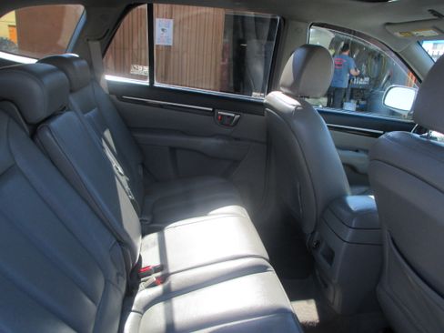 Used 2007 Hyundai Santa Fe SE Sport Utility 4D FWD image 12