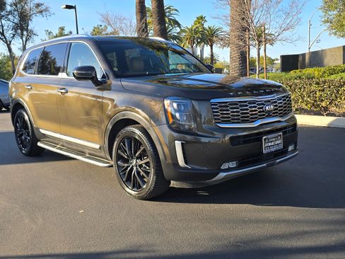 Used 2021 Kia Telluride SX Prestige image 3
