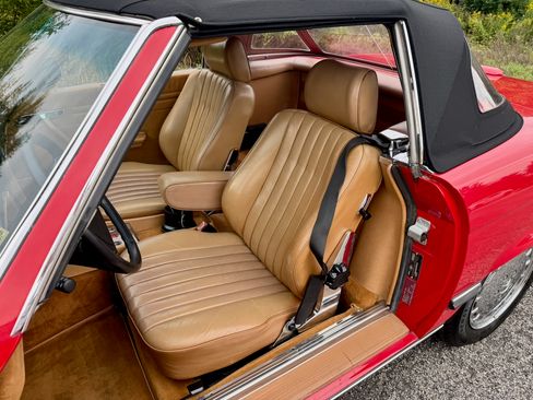 Used 1988 Mercedes-Benz 560 SL UNAVAIL image 31