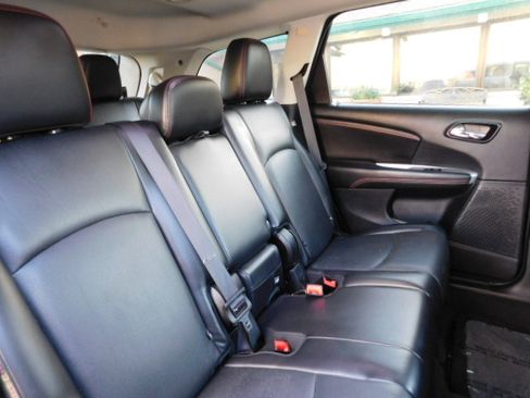 Used 2019 Dodge Journey GT image 22