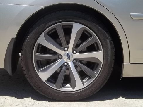 Used 2016 Subaru Legacy 2.5i Limited AWD/4WD image 16