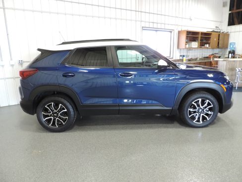 Used 2023 Chevrolet TrailBlazer AWD ACTIV image 13