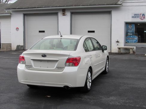 Used 2014 Subaru Impreza 2.0i Premium image 9