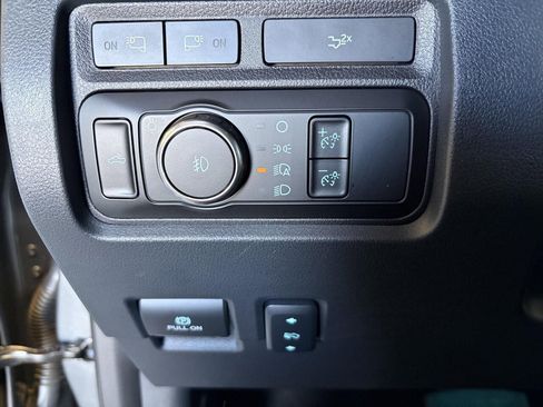 Used 2024 Ford F250 Lariat image 21