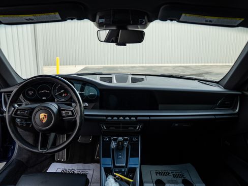 Used 2021 Porsche 911 Carrera image 22