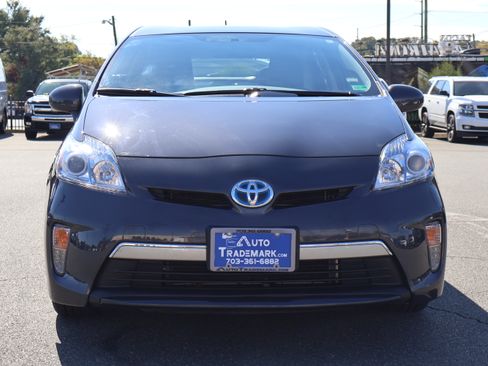 Used 2013 Toyota Prius image 3