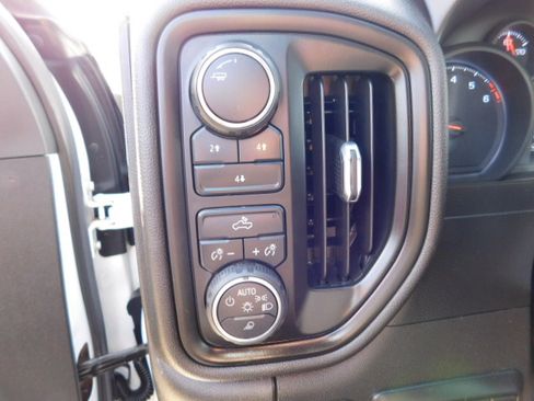 Used 2020 Chevrolet Silverado 2500 4x4 Crew Cab W/T image 11
