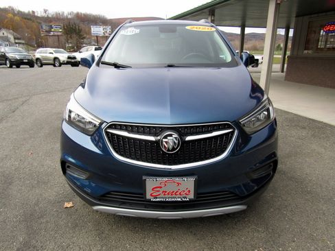 Used 2020 Buick Encore Preferred image 3