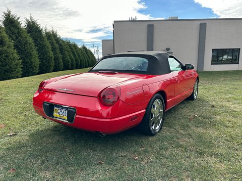 Used 2002 Ford Thunderbird image 18