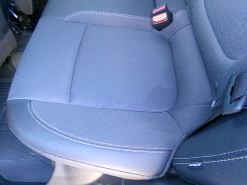 Used 2022 Buick Encore GX Select image 10