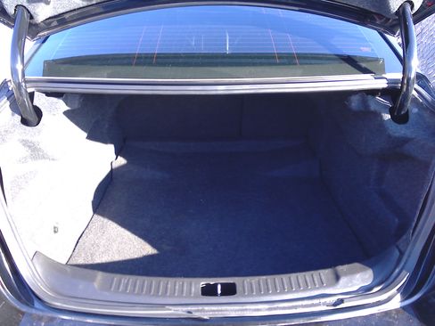 Used 2016 Chevrolet Malibu LT image 13