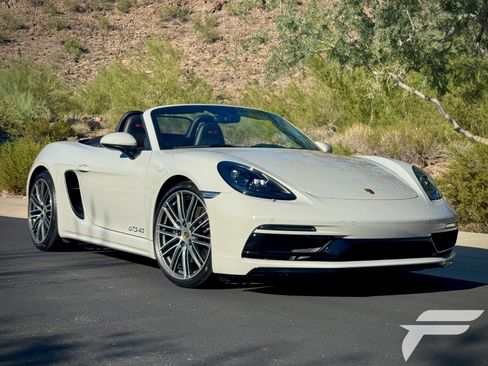 Used 2023 Porsche 718 Boxster GTS image 4