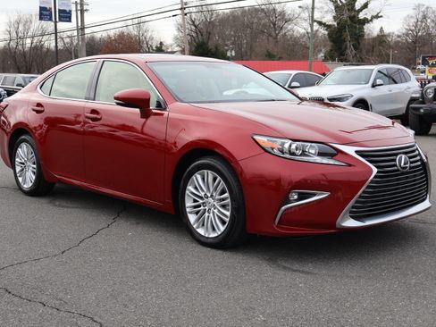 Used 2016 Lexus ES 350 Premium image 10