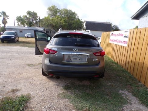 Used 2014 INFINITI QX70 image 14