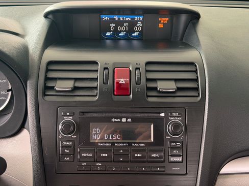 Used 2014 Subaru Forester 2.5i Premium image 11